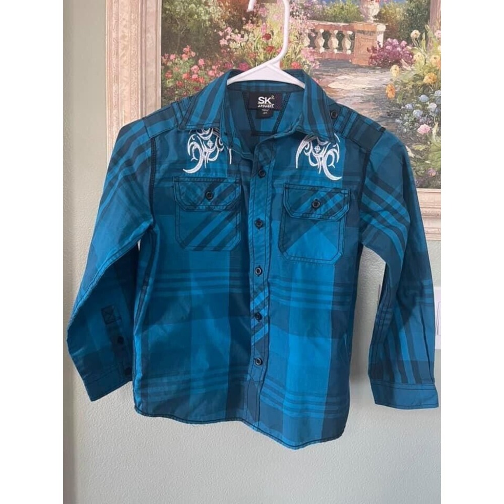 SK Apparel Kids Boys Botton Down Shirt Size Small  6/7  Used